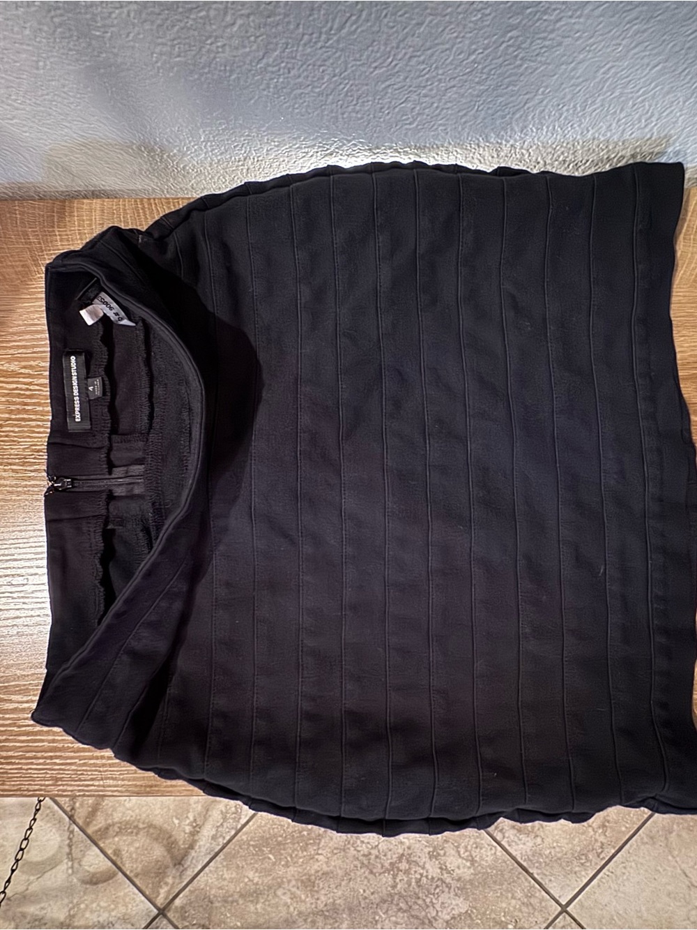 2009 Vintage Express Design Studio Black Quilted Pencil Skirt- Collectors piece